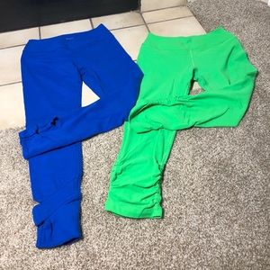 2 Beyond Yoga Cropped Leggings